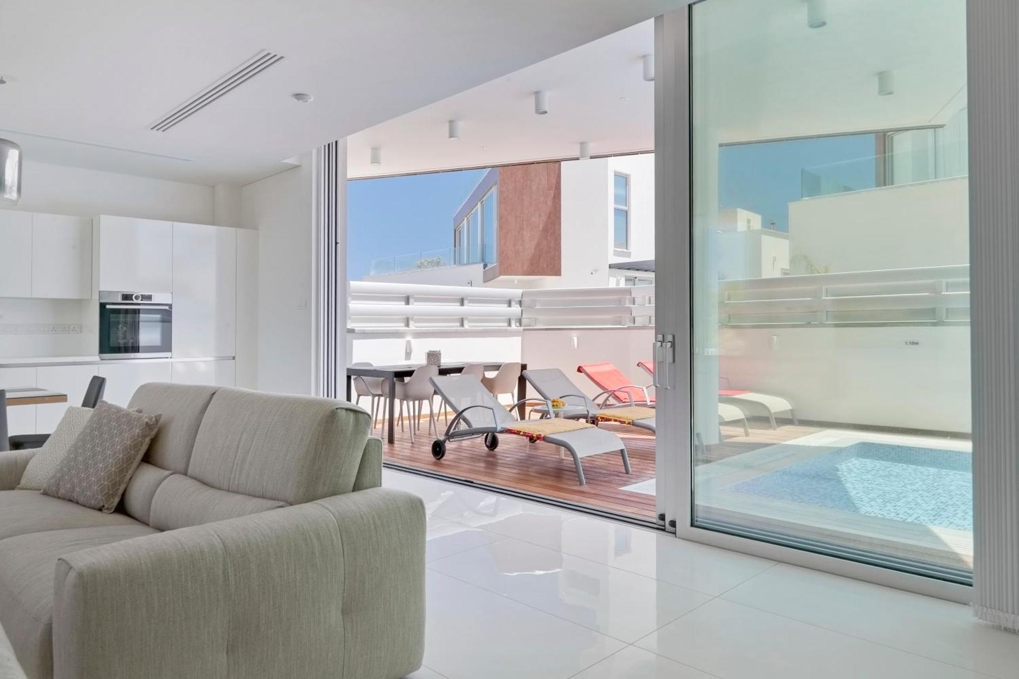 Seaview Luxury Villa Jacuzzi & Pool! 2 Min Beach Protaras Exterior foto