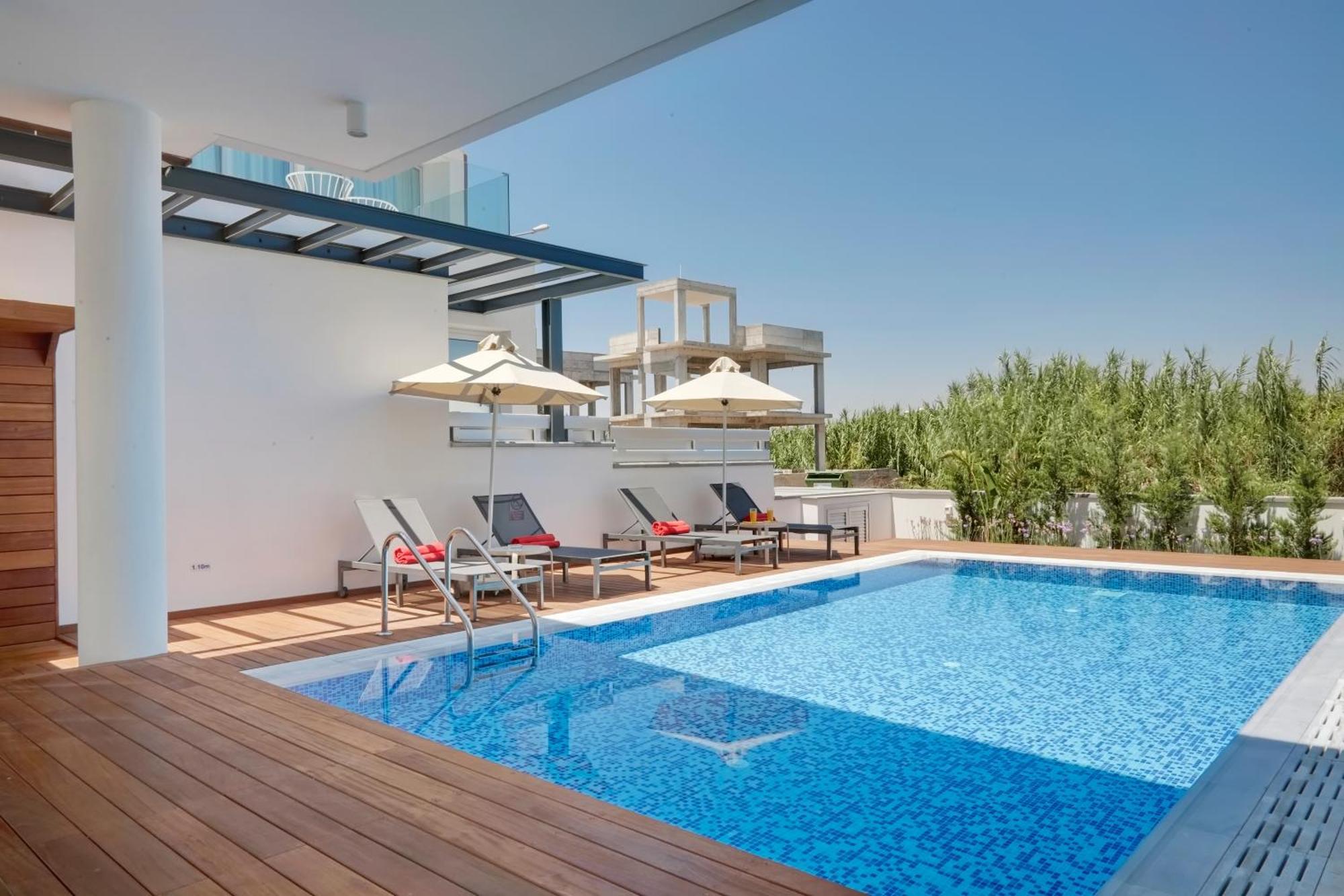 Seaview Luxury Villa Jacuzzi & Pool! 2 Min Beach Protaras Exterior foto