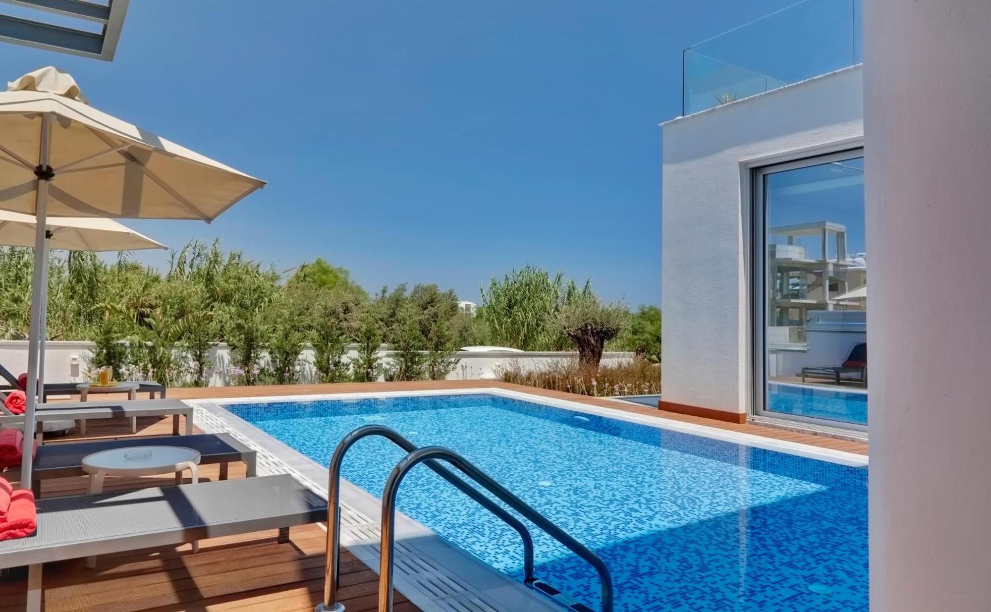 Seaview Luxury Villa Jacuzzi & Pool! 2 Min Beach Protaras Exterior foto